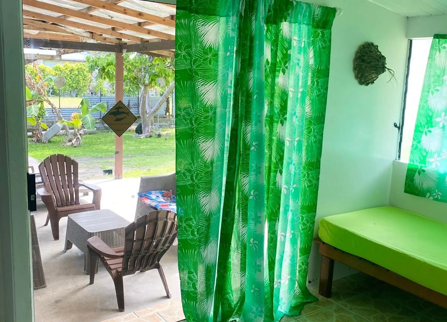 Bed & Breakfast Chez Taia Et Vero Tiputa